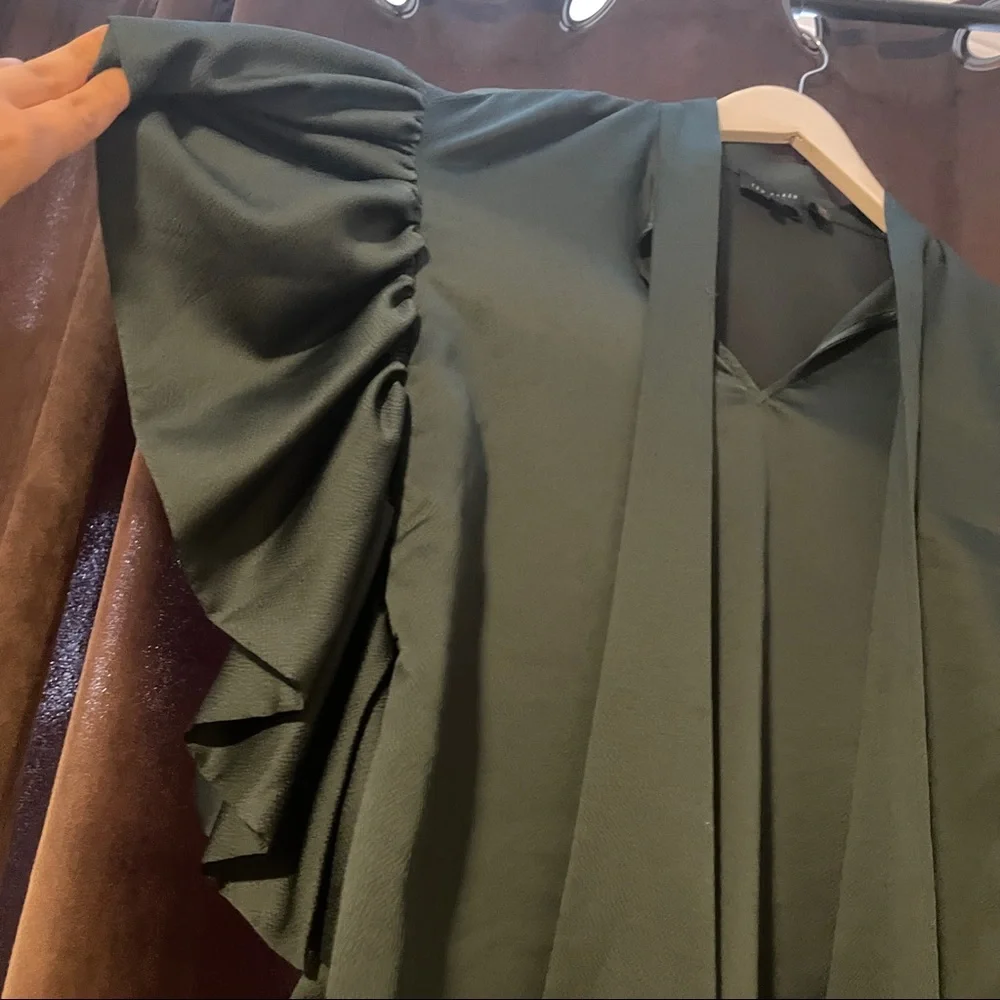 Ted Baker Stylish Short Sleeve Shirt in Green, Size 2 - Picture 3 of 4